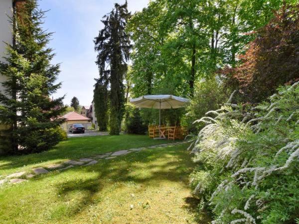 Apartment Marel- W Parku- Rydz Zdroj *